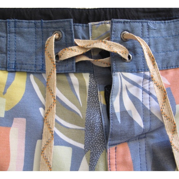 Howler Bros Stretch Bruja Abstract Savannah 8.5" Board Shorts Men's Size 35 - Picture 2 of 8